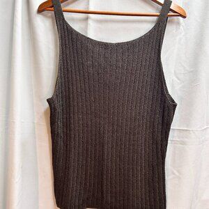 Dana Buchman Brown Cable Knit Tank
B1-04